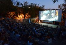 Под небом голубым. 7 лучших открытых кинотеатров Москвы