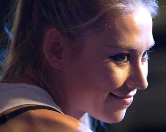 СМИ: Курникова родила Иглесиасу близнецов